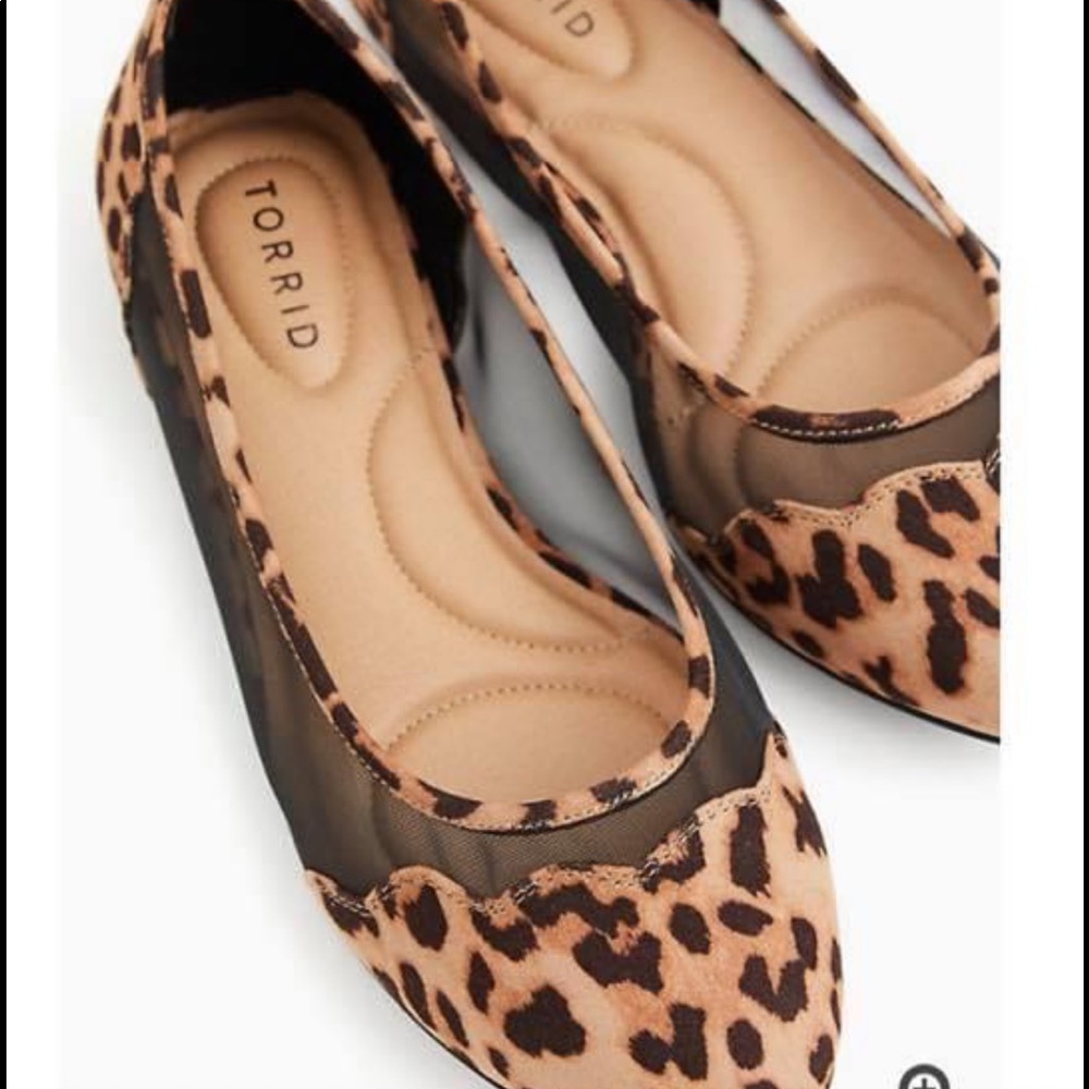 TORRID Cheetah Flats Size 9